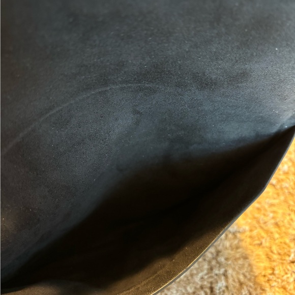 Coach - Picture 4 of 5